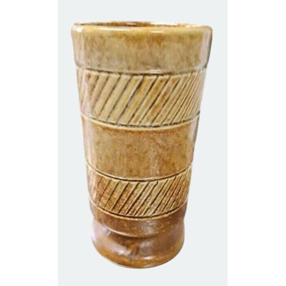 Vintage 1979 FTDA USA Brown Ceramic Textured Vase With Carved Chevron Design - Picture 2 of 9